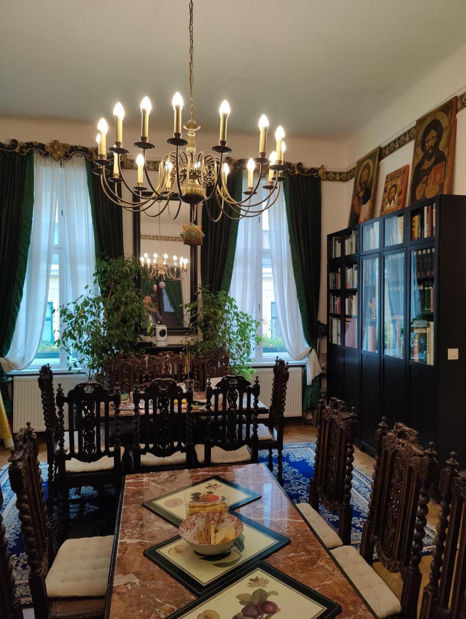 Luxury Near Castle * Viena