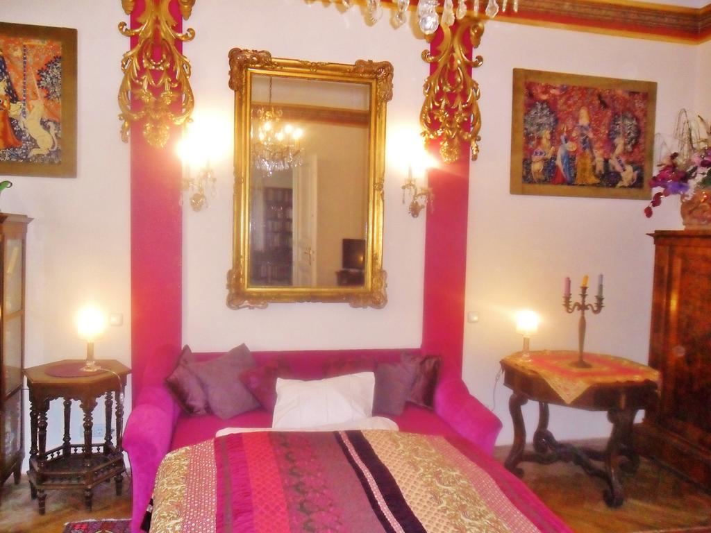 Casa de hóspedes Luxury Near Castle *